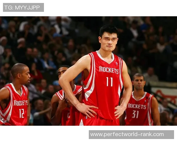 拳王与姚明的传奇对决：跨界之战的荣耀与挑战